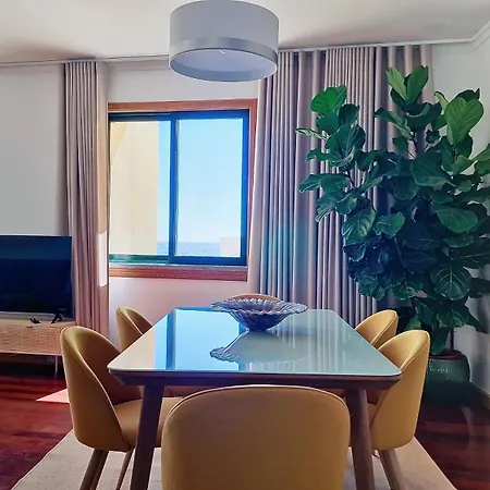 Glorious By Lovelystay Apartament
