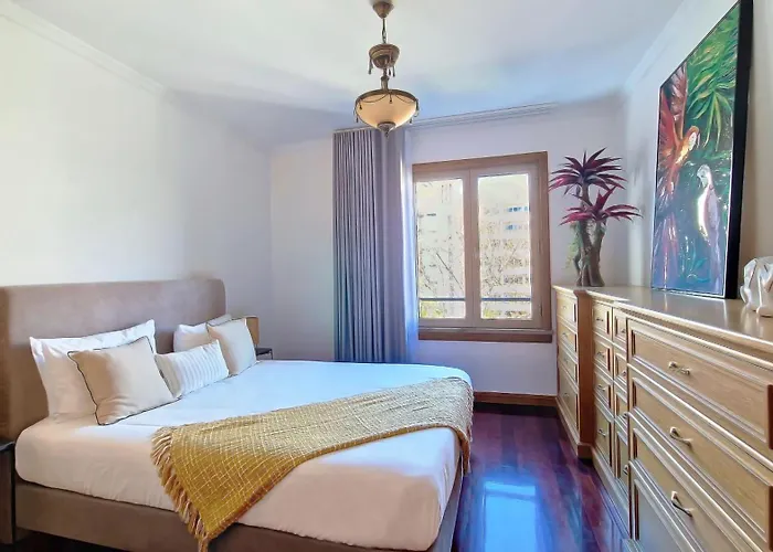 Glorious By Lovelystay Apartment *