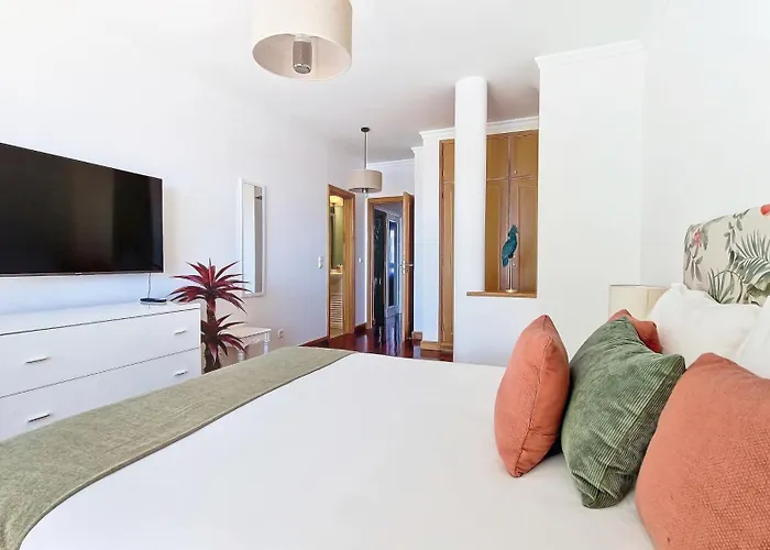 Apartment Glorious By Lovelystay Funchal (Madeira)